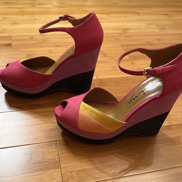 Nina Originals Shari Multi Color Wedge Sandals - Picture 7 of 8